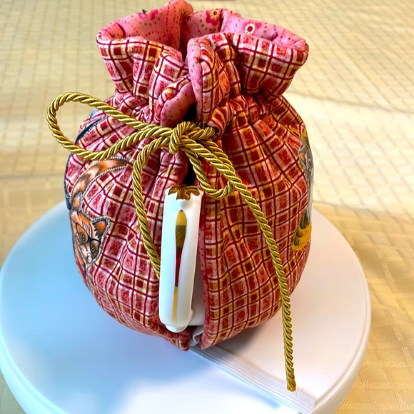 Handcrafted tea cosies one of a kind double insulated adjustable reversible - Picture 3 of 5